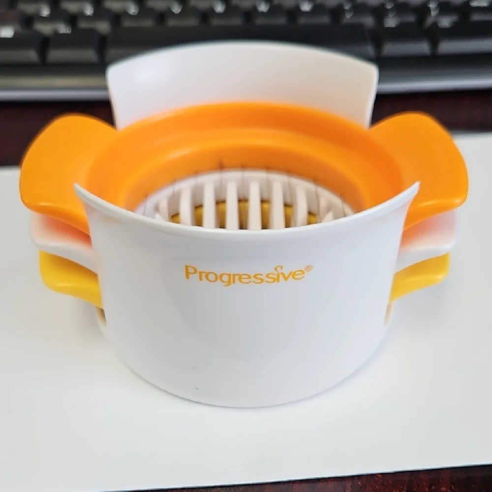 Progressive Orange and White Egg Slicer